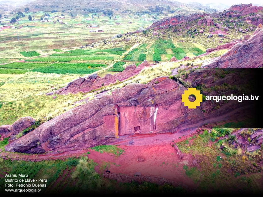 Portal de Aramu Muru - Perú - www.arqueologia.tv